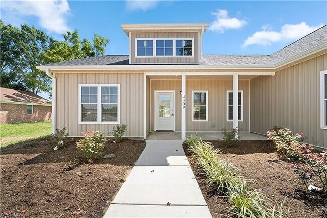 Foto del edificio - Earn Wealth While Leasing - Like a Homeown...