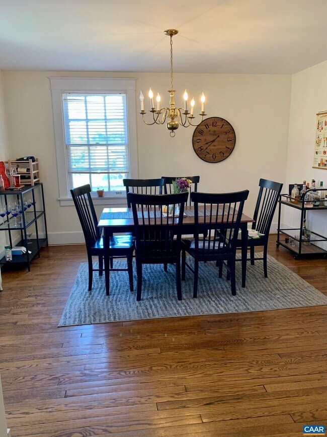 Foto del edificio - 1916 Lewis Mountain Rd