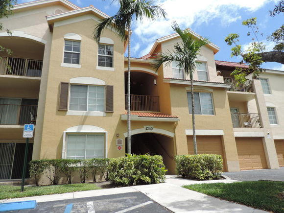 Primary Photo - 4240 San Marino Blvd