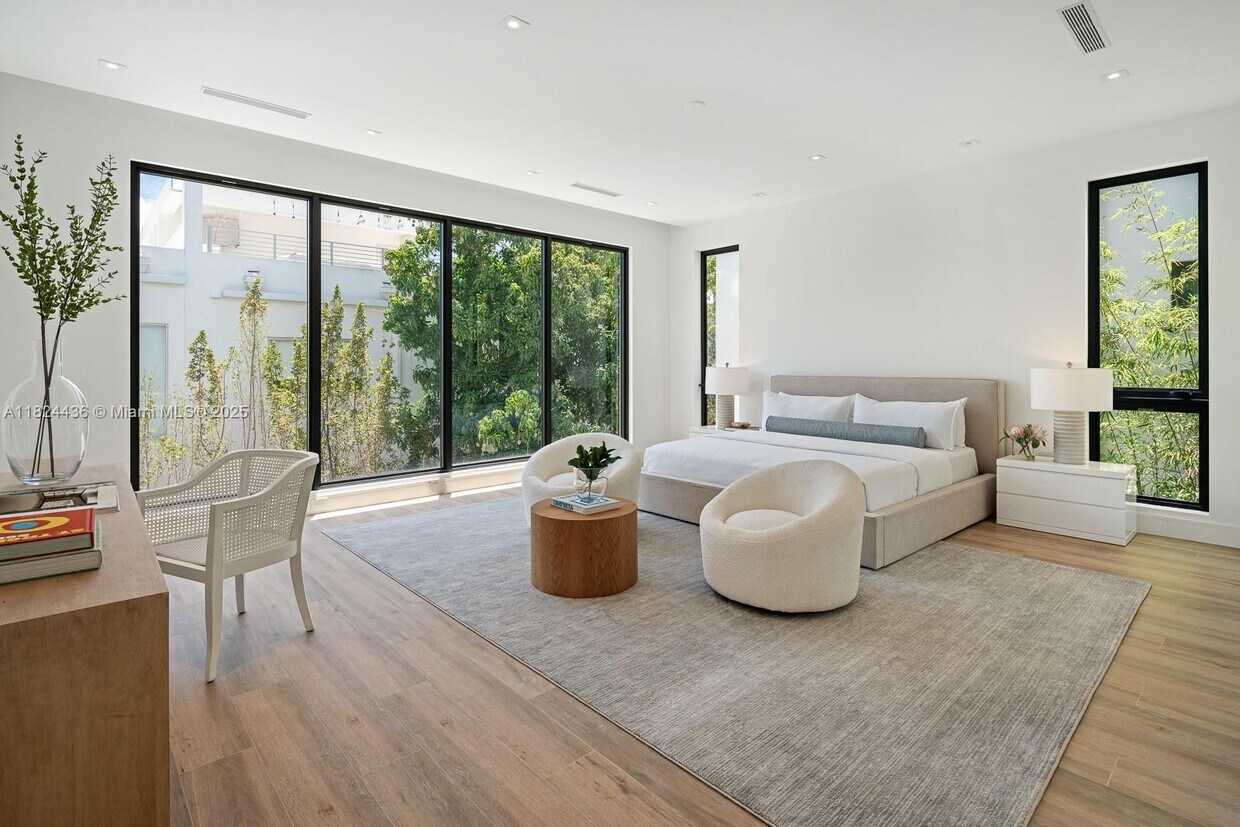 Foto principal - 2978 Coconut Ave