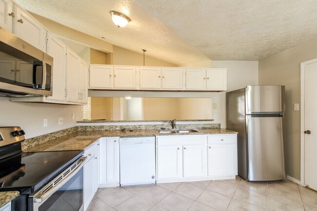 Building Photo - 11422 Milners Point Dr