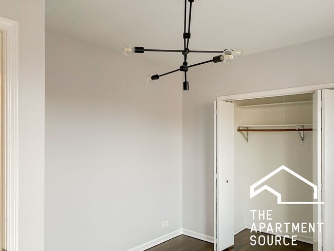 Photo - 3712 N Sheffield Ave Apartment