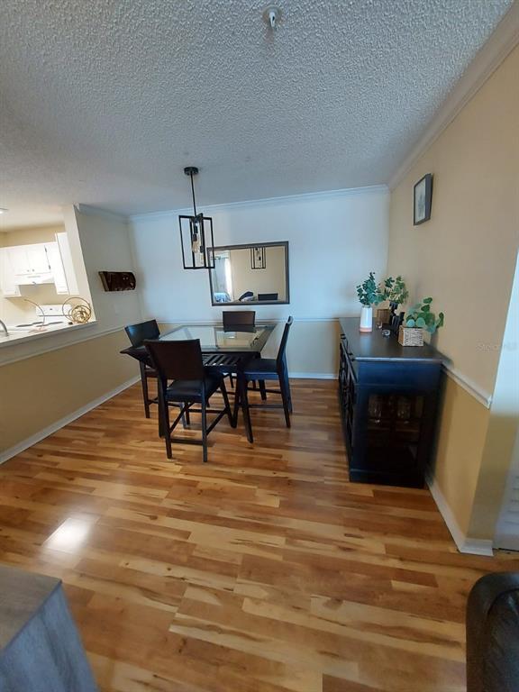 Foto del edificio - 1909 Summer Club Dr