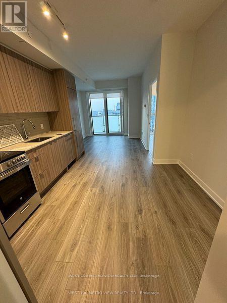Photo du bâtiment - 4130 Parkside Village Dr
