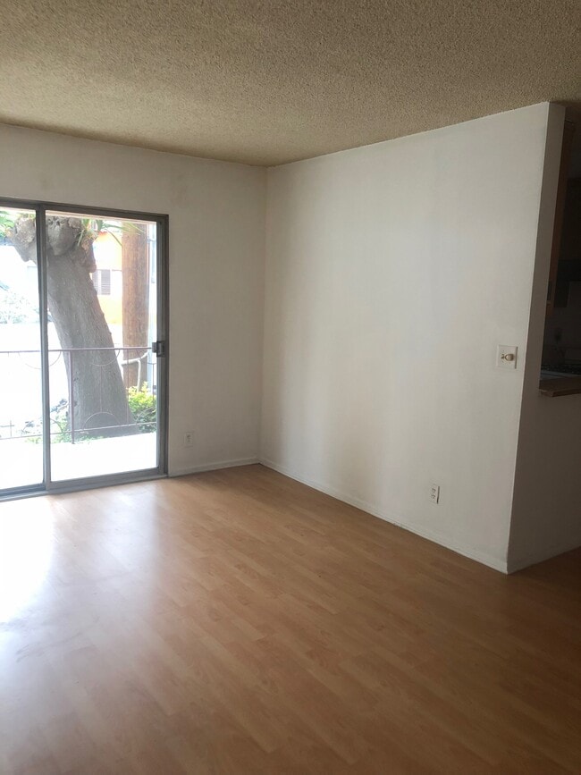 Foto del edificio - 1603 Granville Ave