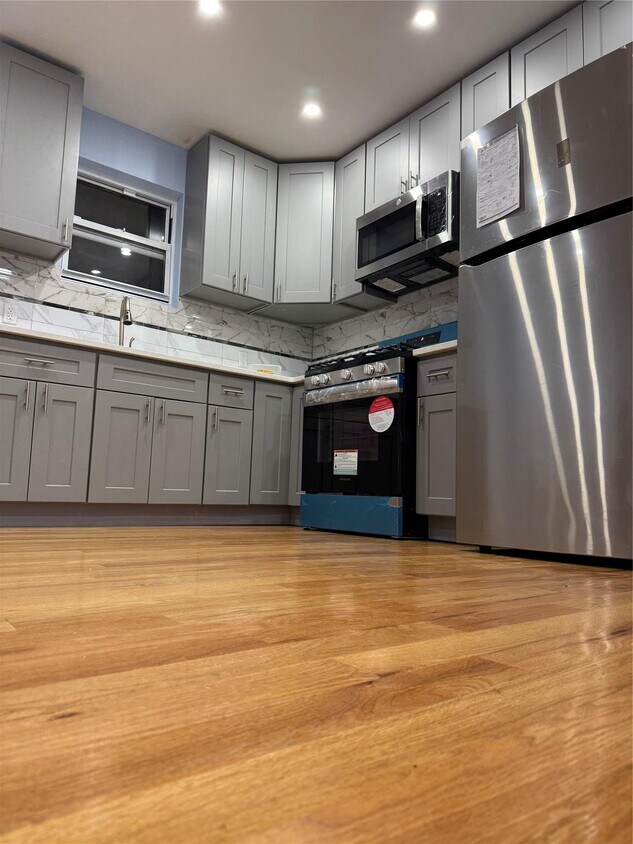 Foto principal - 116-08 103rd Ave