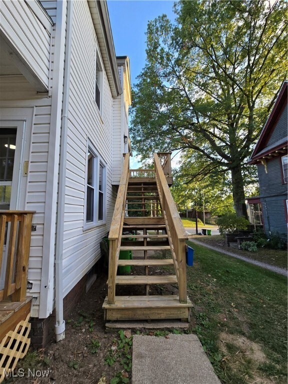 Building Photo - 666 Pittsburgh Ave