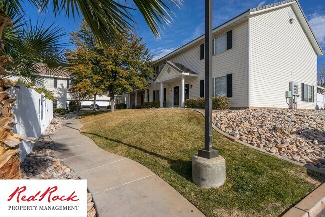 Building Photo - Charming St. George 3 Bedroom Townhome