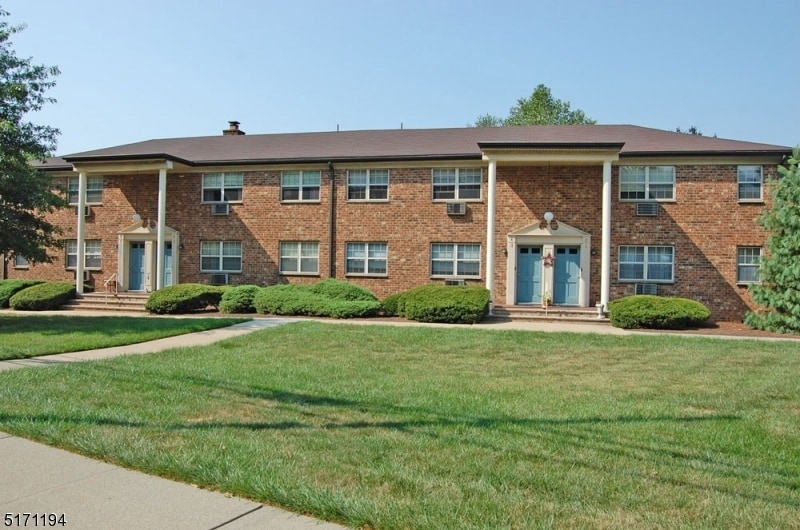 Foto principal - 19 Savage Rd