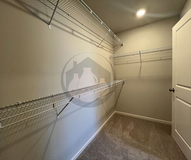 Foto del edificio - *December Special $99 Move in Once Approved & Paid Sec Dep*