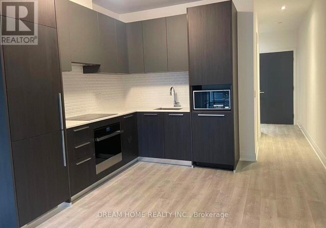 Building Photo - 65 Broadway Ave