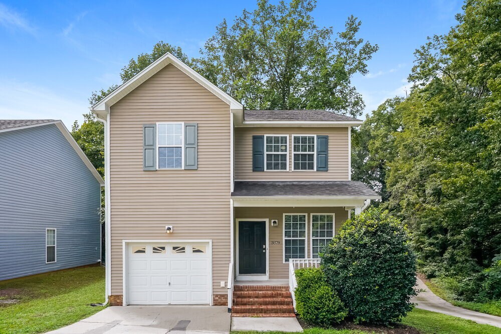 Foto principal - 3879 Pin Oak Rd