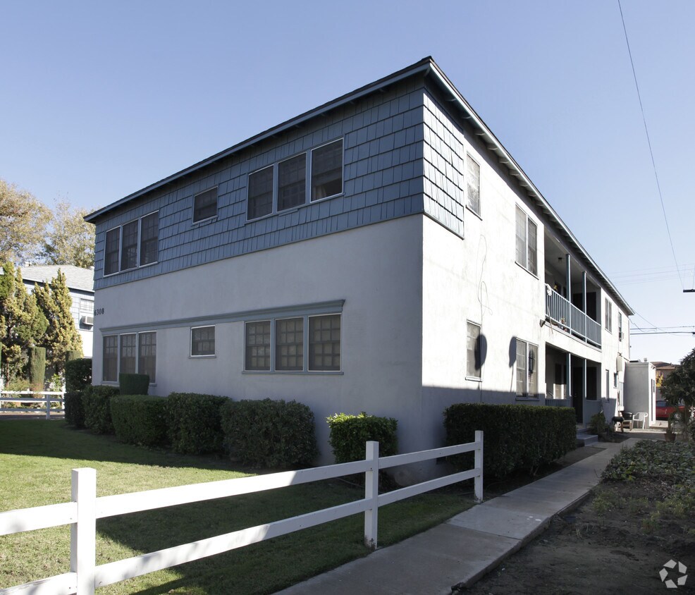 Foto principal - 6308 Vineland Ave