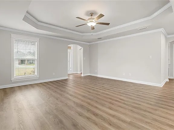 Building Photo - 682 Begeman Rd