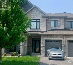 Building Photo - 521 Bulat Ct