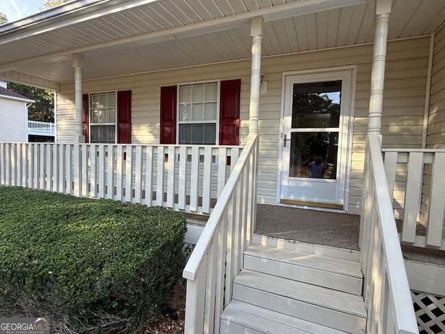 Building Photo - 228 Solomon Dr