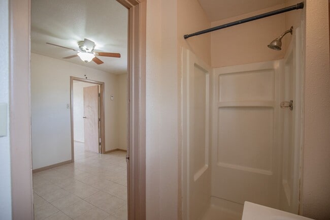 Building Photo - 106 New York Ave