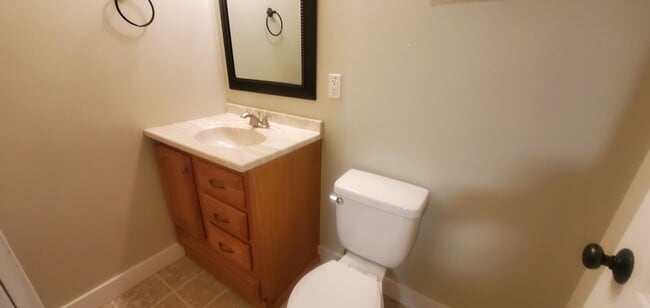 Building Photo - Pre-Leasing for September - 7Bed/3.5bath House