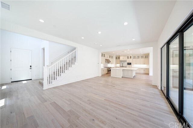 Foto del edificio - 17302 Eucalyptus Ln