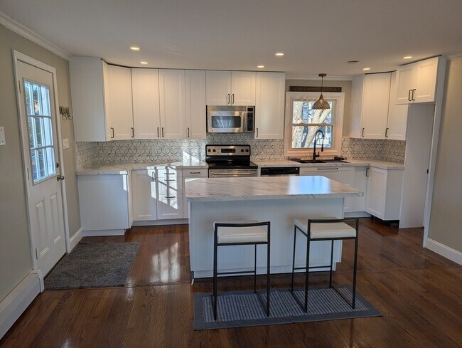 Foto del edificio - 8 Linda Circuit