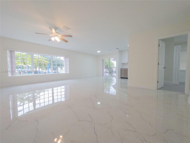 Foto del edificio - 5400 NW 18th St