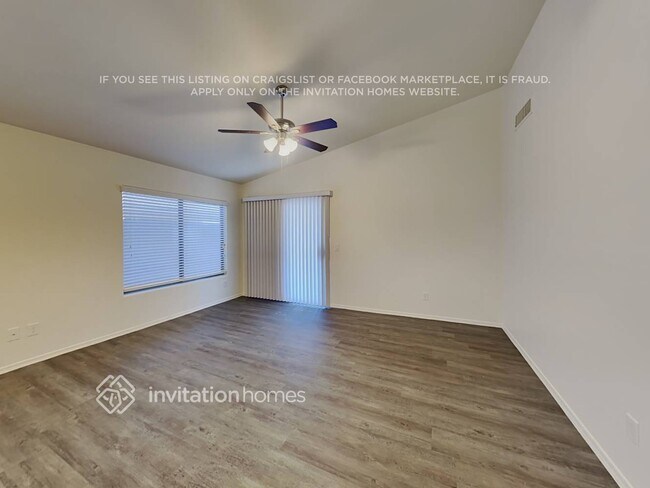 Foto del edificio - 25826 N 65th Ave