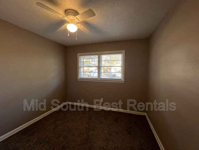 Building Photo - 3561 Bigelow St