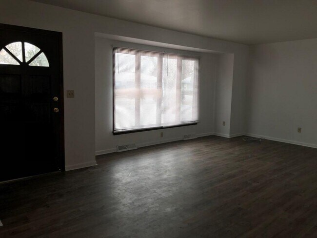 Foto del edificio - 3313 Amherst Rd