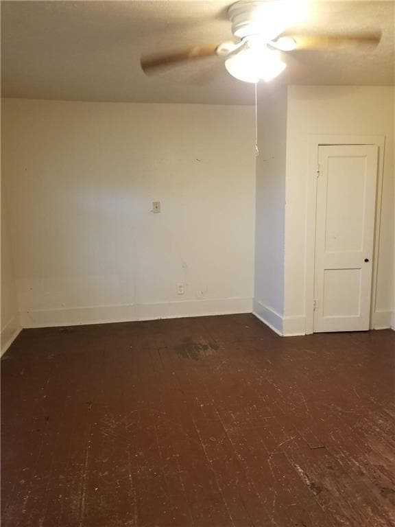 Building Photo - 1419 Laredo St