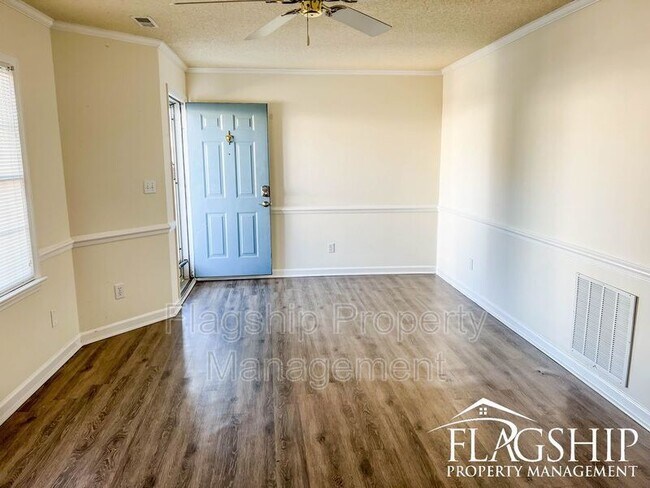 Foto del edificio - 1111-11F6 Grovemont Dr