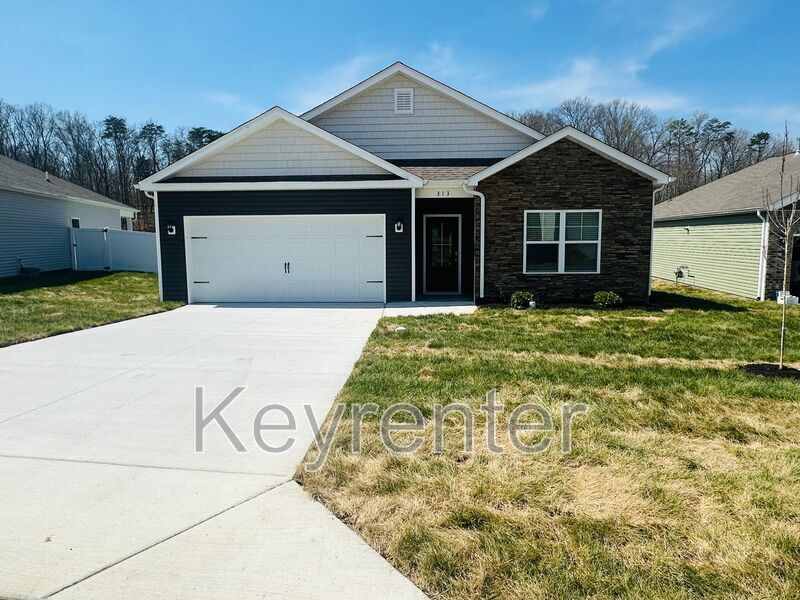 Foto principal - 313 Eclipse Ln