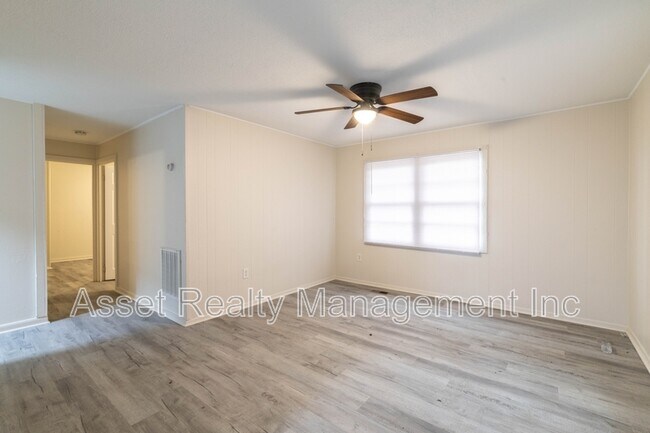 Foto del edificio - 219 Highland Ave