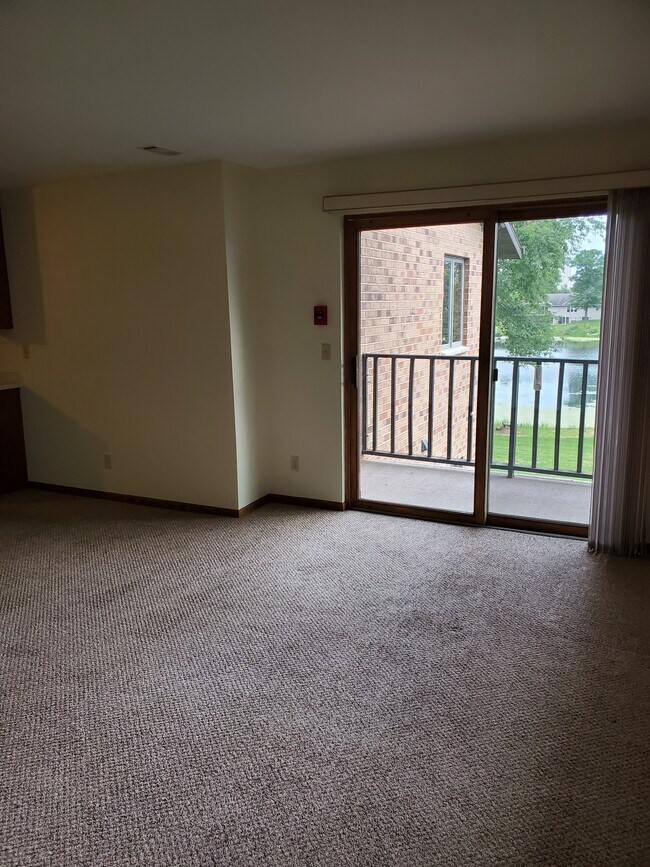Living room - 300 Alpine Dr