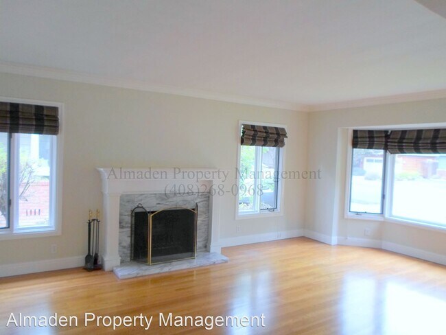 Foto del edificio - 3 br, 1.5 bath House - 2127 Harmil Way