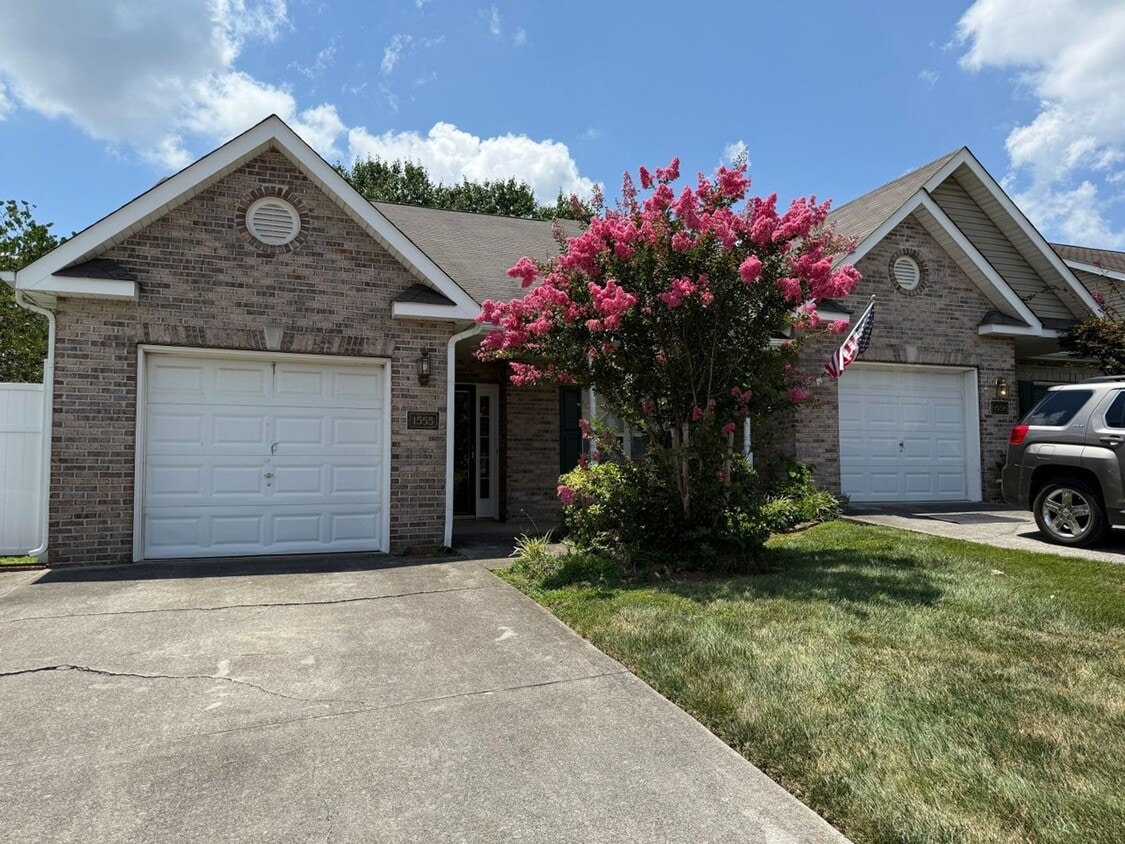 Beautiful 2 Bedroom 2 Bath House in Halls - Beautiful 2 Bedroom 2 Bath House in Halls