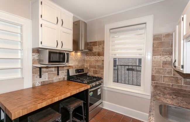 Newer Kitchen - 14 Forest St
