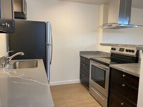 Building Photo - 8222 169th Ave NE