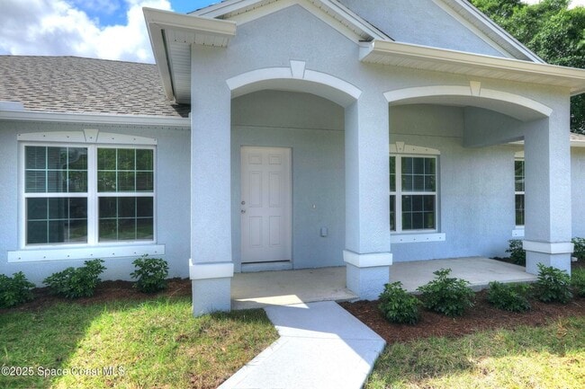 Building Photo - 426 Lanfair Ave