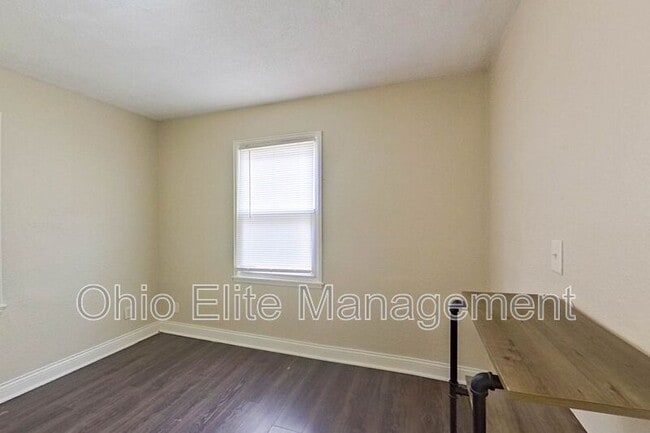 Building Photo - 2267 Homestead Dr