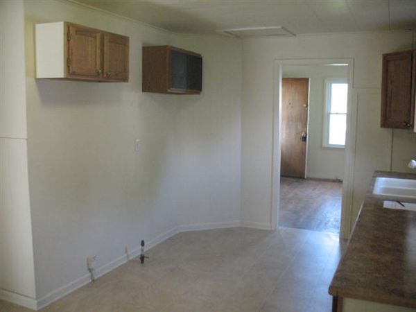 Building Photo - 3239 Ludwig St