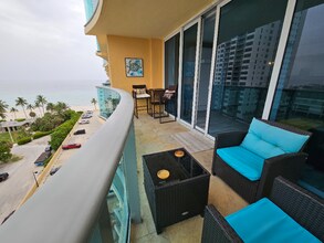 Building Photo - 2501 S Ocean Dr