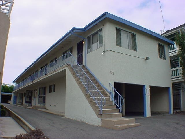 Foto del edificio - 640 W Imperial Ave