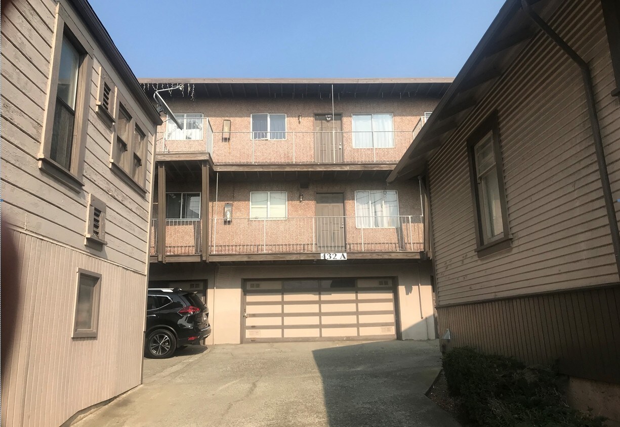 432434 Railroad Ave, South San Francisco, CA 94080 Apartments in