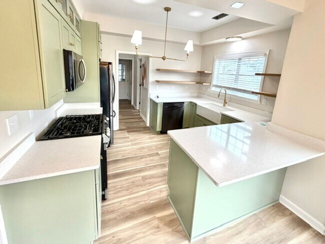 Foto del edificio - 10696 Green River Rd