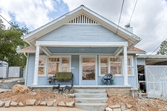 Building Photo - 8495 Valley Flores Dr