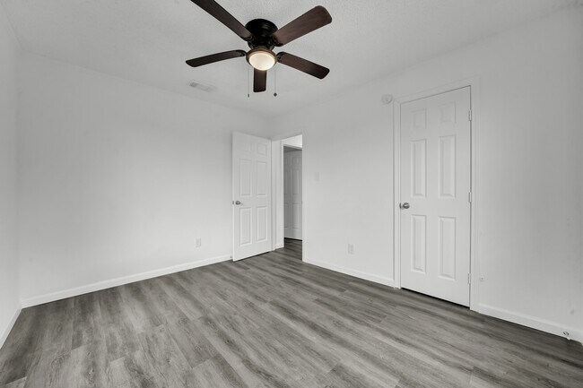 Foto del edificio - 161 County Road 1135