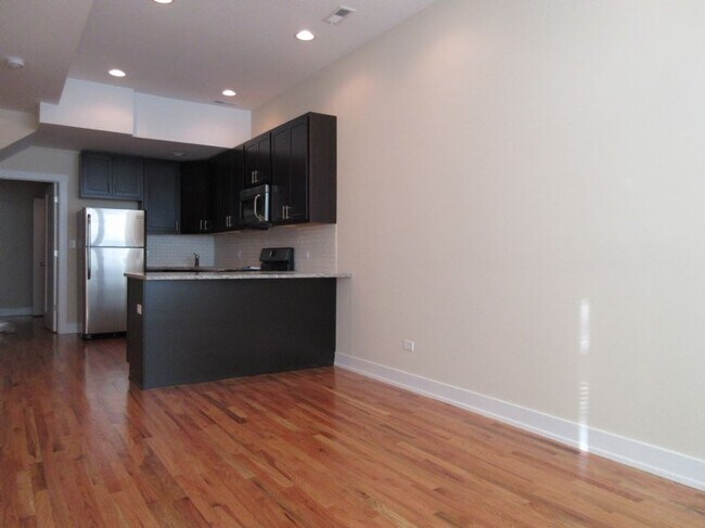 Foto del edificio - 1450 W Barry Ave