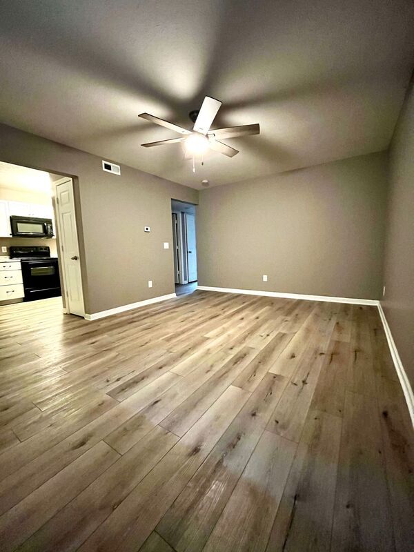 Foto del edificio - 1119 A St