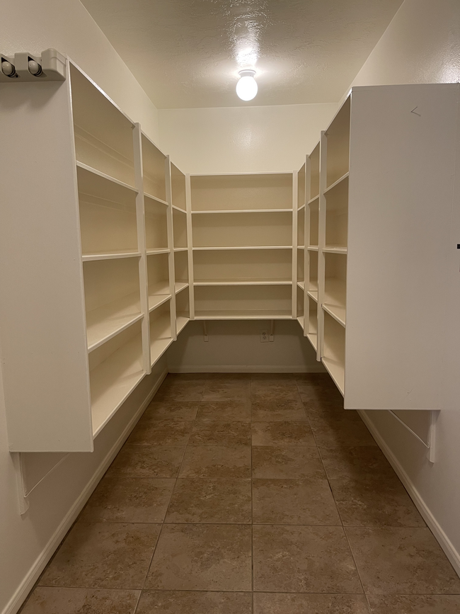 Utility/Pantry - 21619 Long Castle Dr