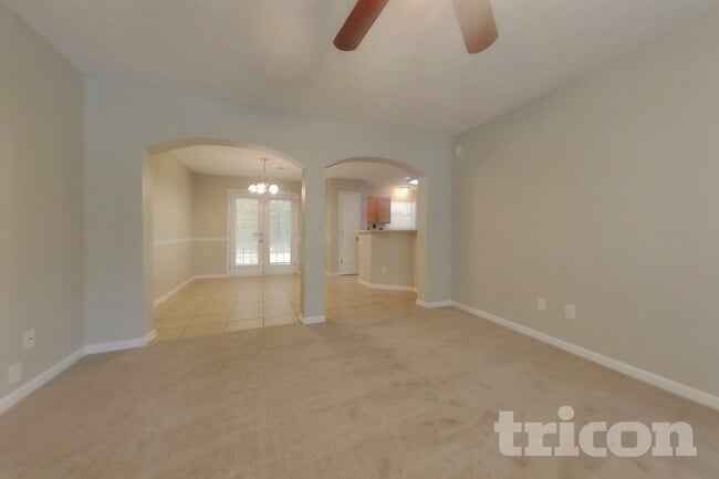 Building Photo - 205 Eagle View Trace